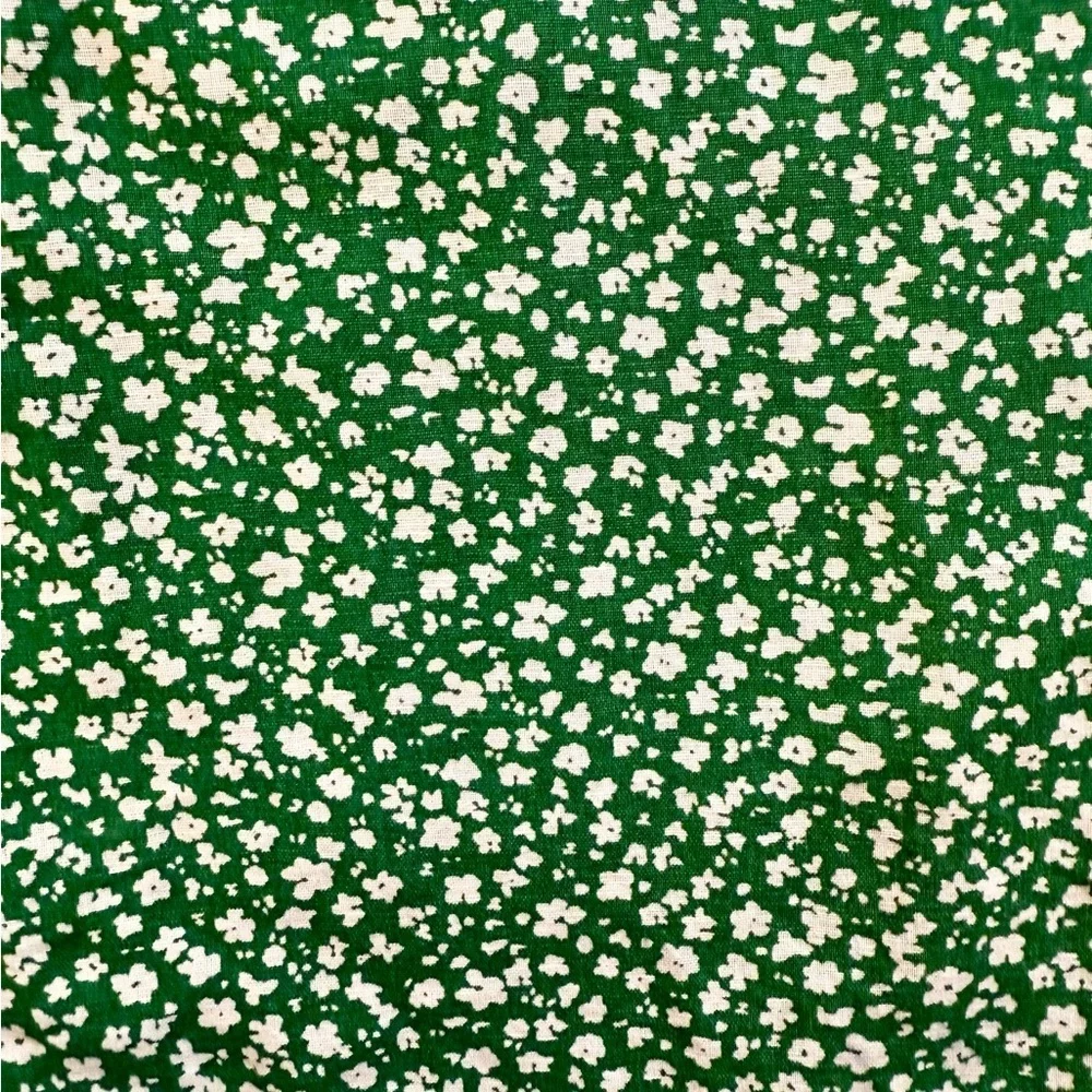 Banana Republic Kelly Green Floral Jumpsuit Size 6 Tall